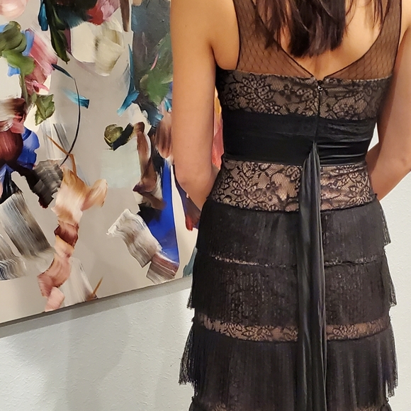 BCBG Full Length Evening/Prom Gown - Picture 3 of 5